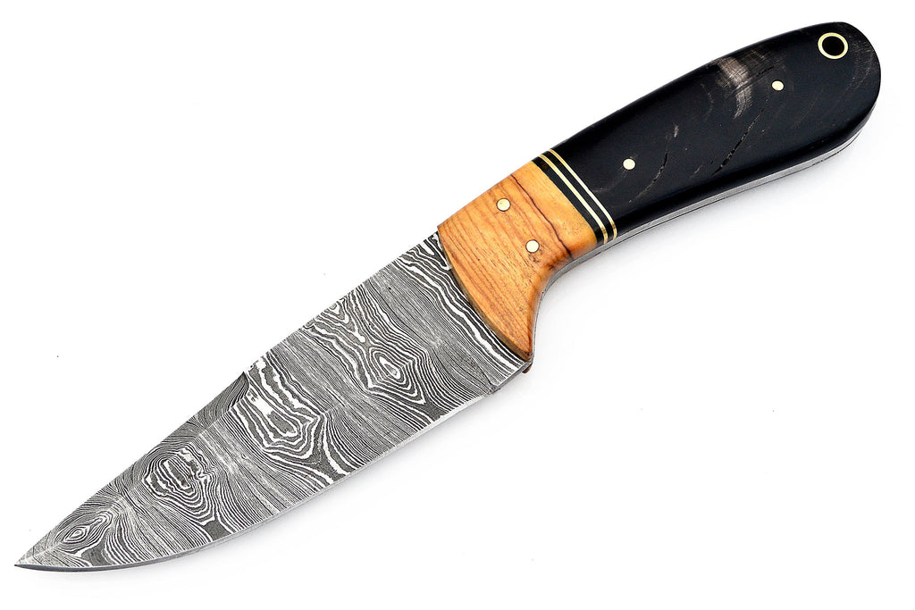 Damuscus Hunting Knife W. Case Black And Wood Handle