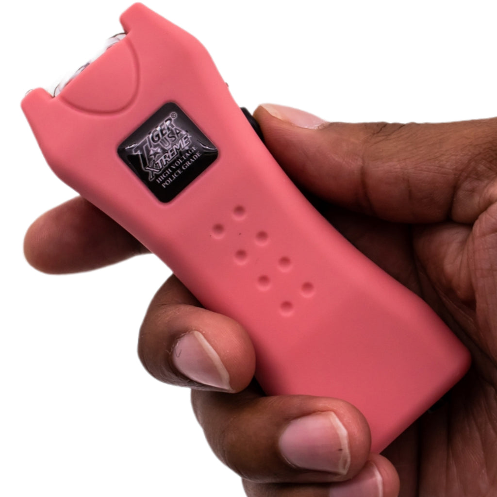 125 Million Mighty Warrior Stun Gun with 200 Lumens Flashlight (Pink)