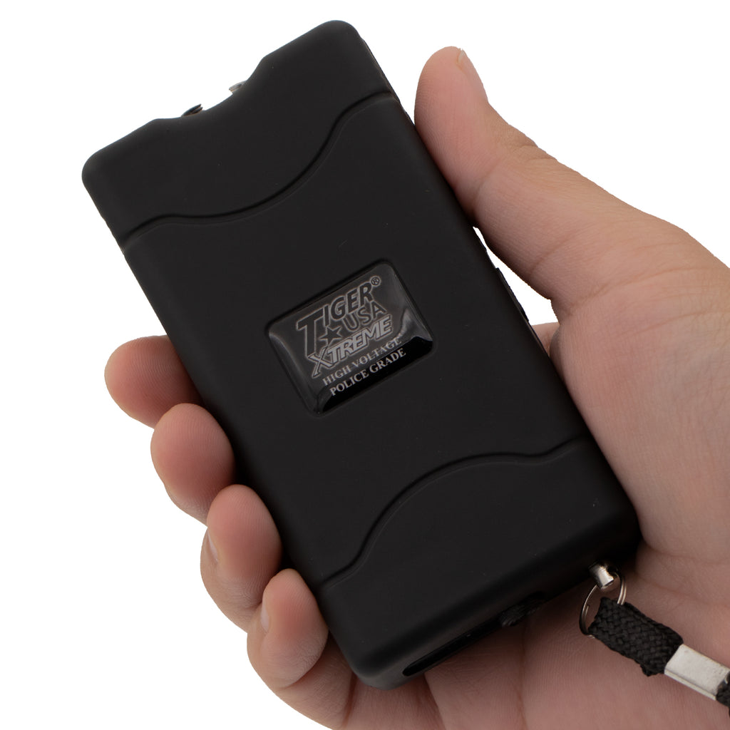 96 Mill Black Rechargeable Stun Gun & Flash Light